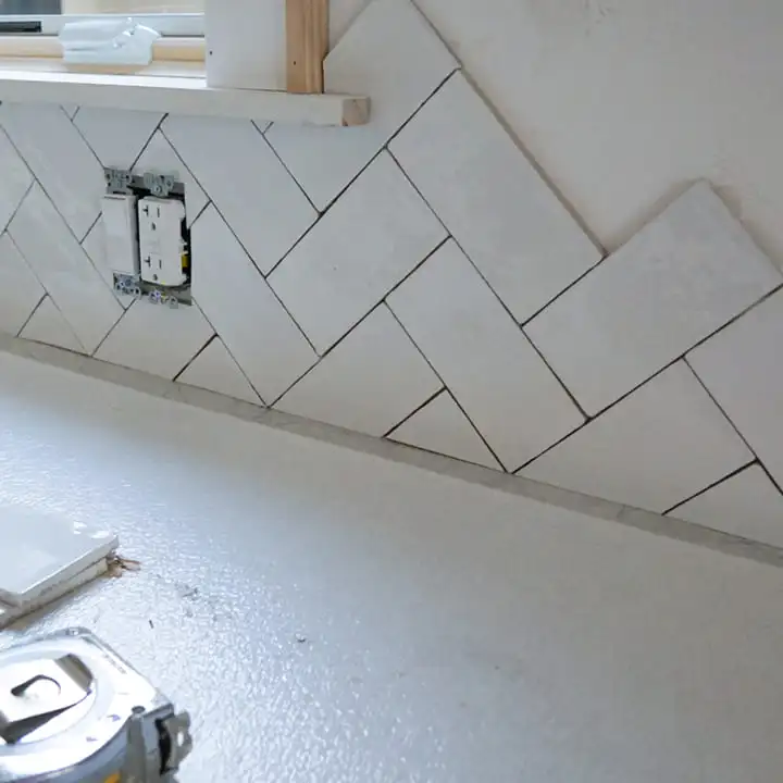 Kitchen tile backsplash detail